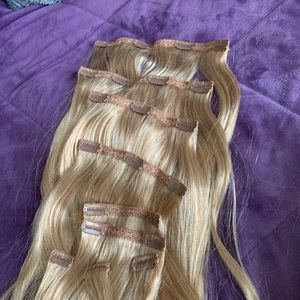 Brand new Bellami dirty blonde clip ins 20”